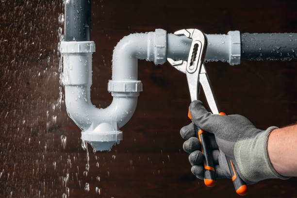 Professional Drain Cleaning technician working in Witt, IL